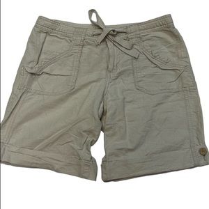Gap Khaki Cargo Ladies Cargo Shorts Zip | Tie Waist | Adjustable Size 6 GUC